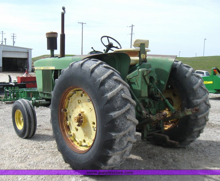 image for item 2139 1965 John Deere 4020 tractor