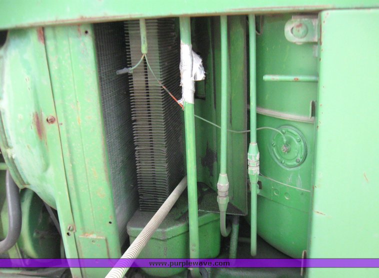 image for item 2139 1965 John Deere 4020 tractor