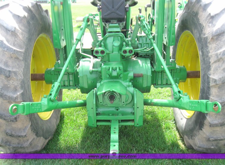 image for item 2144 1980 John Deere 2940 tractor