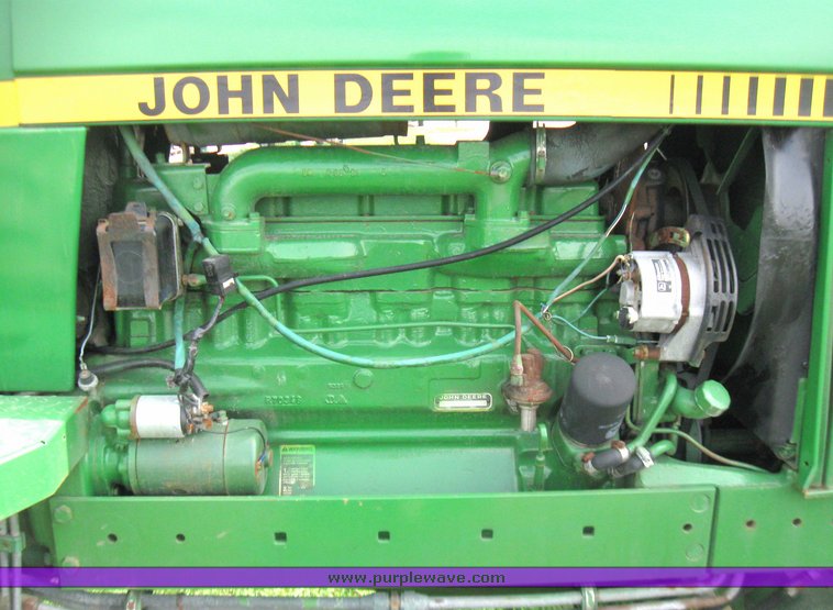 image for item 2144 1980 John Deere 2940 tractor