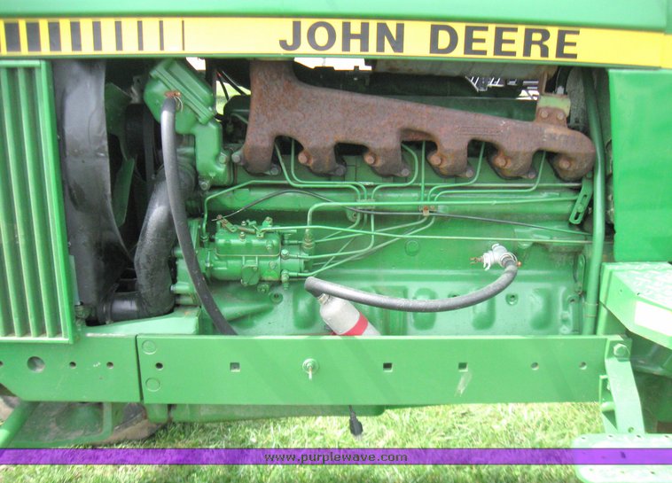 image for item 2144 1980 John Deere 2940 tractor