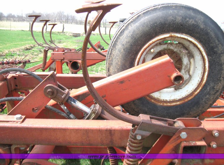 image for item 2146 White 226 field cultivator