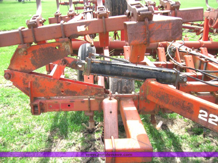 image for item 2146 White 226 field cultivator