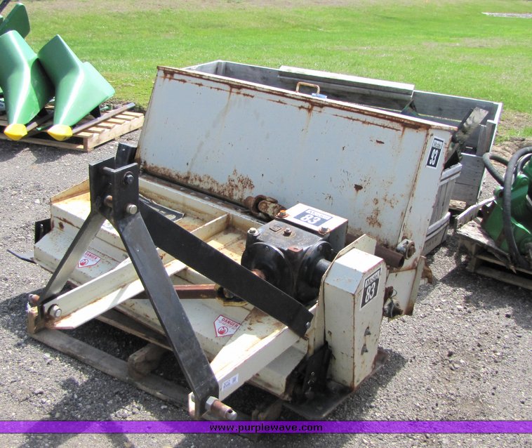 image for item 3012 Olathe 83 5' aerator