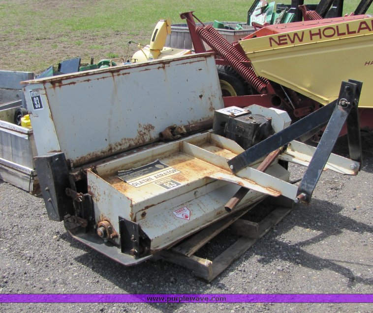 image for item 3012 Olathe 83 5' aerator