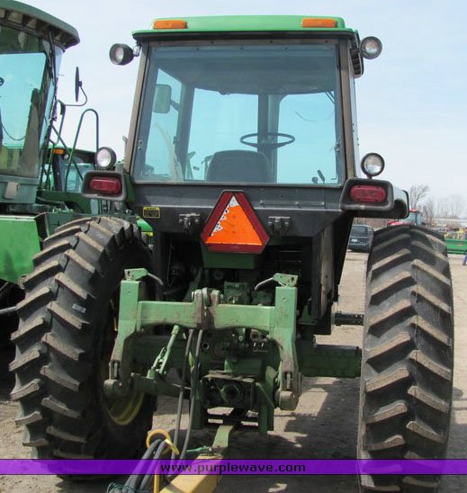 image for item 3030 1978 John Deere 4440 tractor
