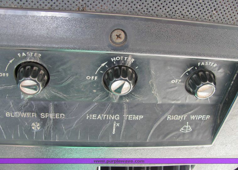 image for item 3030 1978 John Deere 4440 tractor