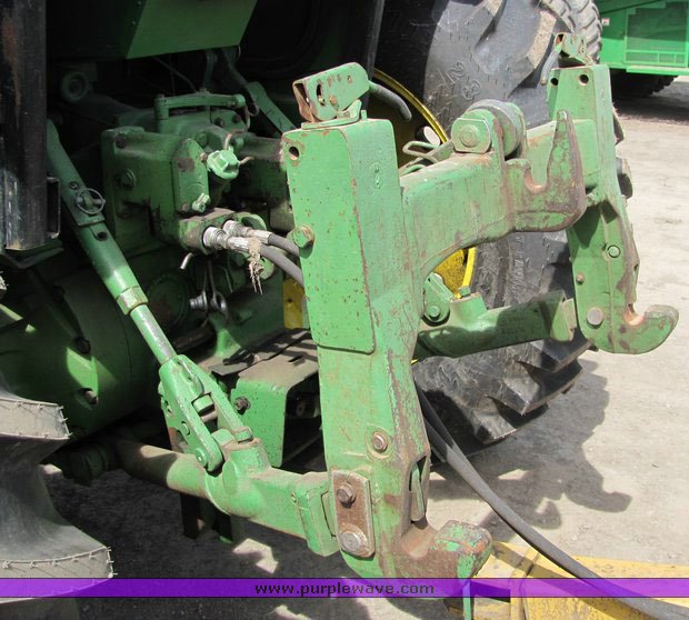 image for item 3030 1978 John Deere 4440 tractor