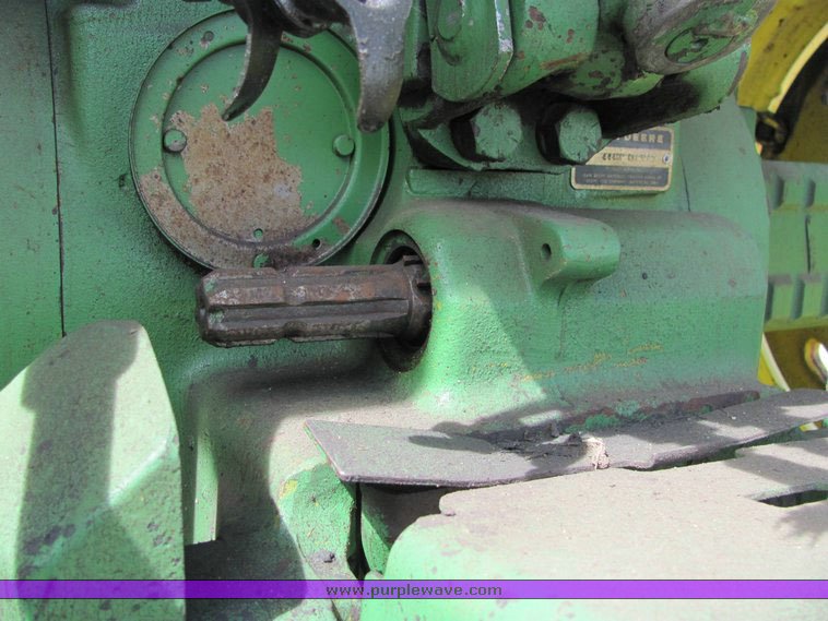 image for item 3030 1978 John Deere 4440 tractor