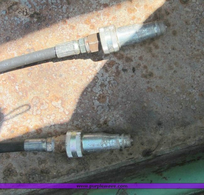 image for item 3031 John Deere 2018 bat wing rotary mower