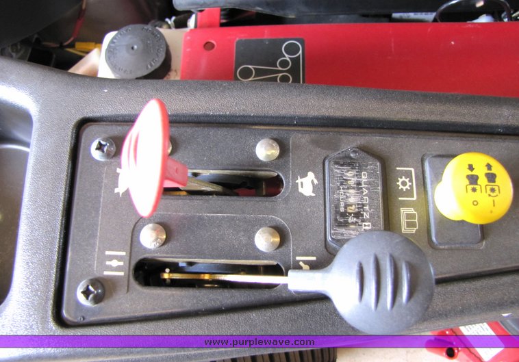 image for item 3036 2008 Toro Z4800 48" zero turn riding lawn mower