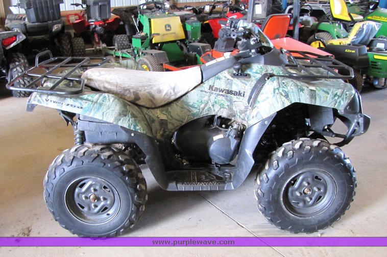 image for item 3039 2005 Kawasaki Brute Force 750cc ATV