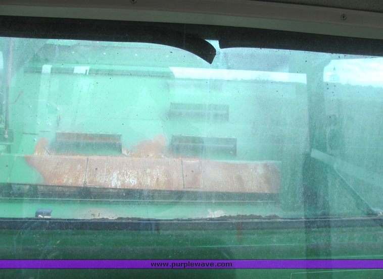 image for item 3060 2008 John Deere 9770 STS combine