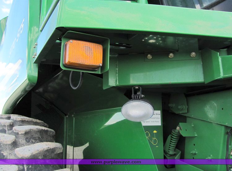 image for item 3060 2008 John Deere 9770 STS combine