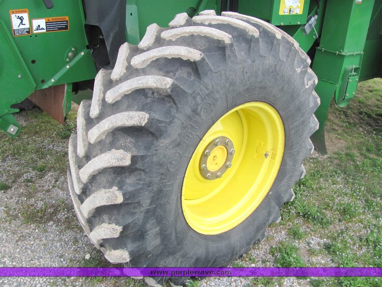 image for item 3060 2008 John Deere 9770 STS combine