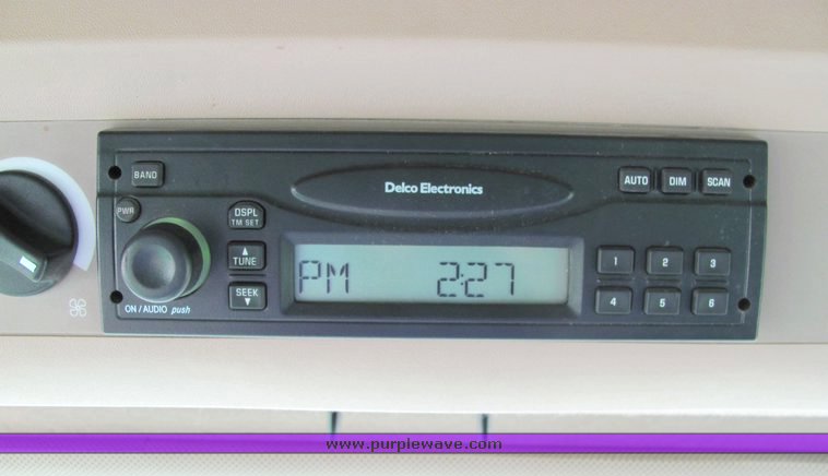 image for item 3061 2008 John Deere 9770 STS combine