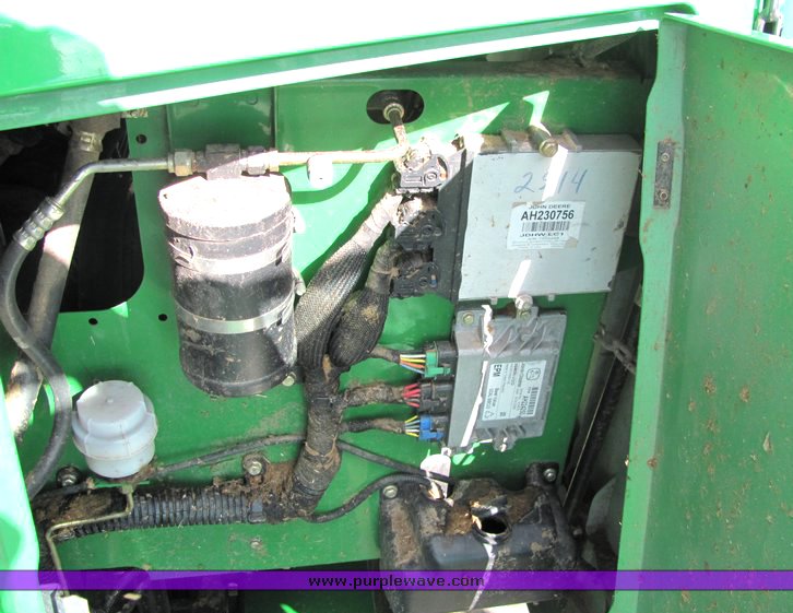 image for item 3061 2008 John Deere 9770 STS combine