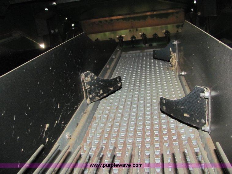 image for item 3061 2008 John Deere 9770 STS combine