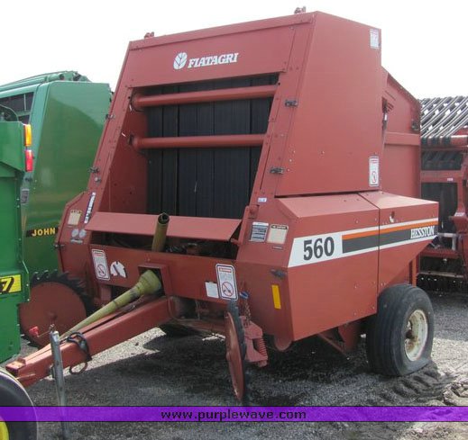 image for item 3127 1988 Hesston 560 round baler
