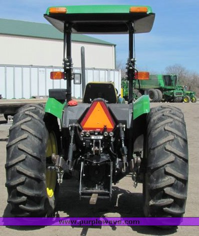 image for item 3128 2000 John Deere 5410 utility tractor