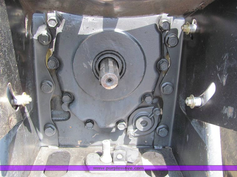 image for item 3128 2000 John Deere 5410 utility tractor