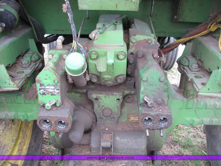 image for item 3320 1974 John Deere 4430 tractor
