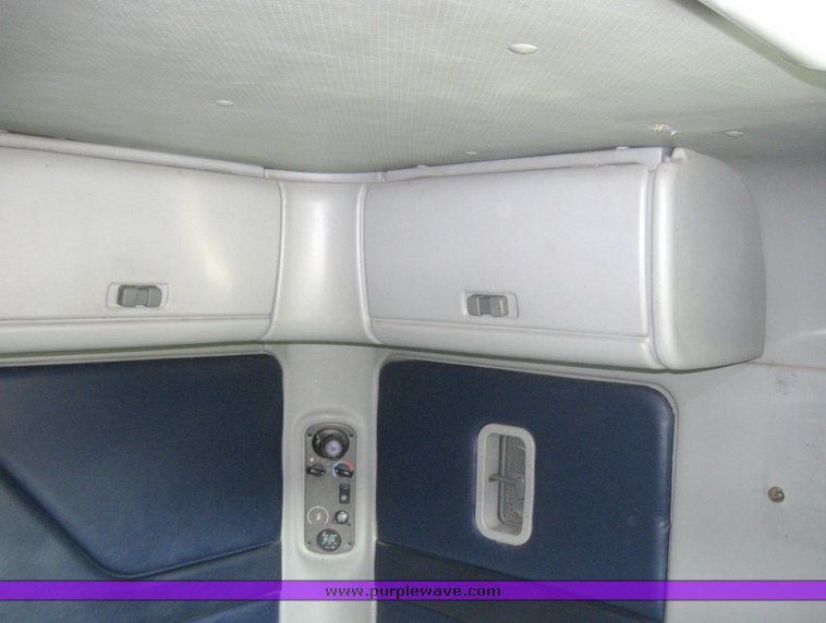 image for item 3969 1998 Freightliner Conventional FLC120 semi tractor