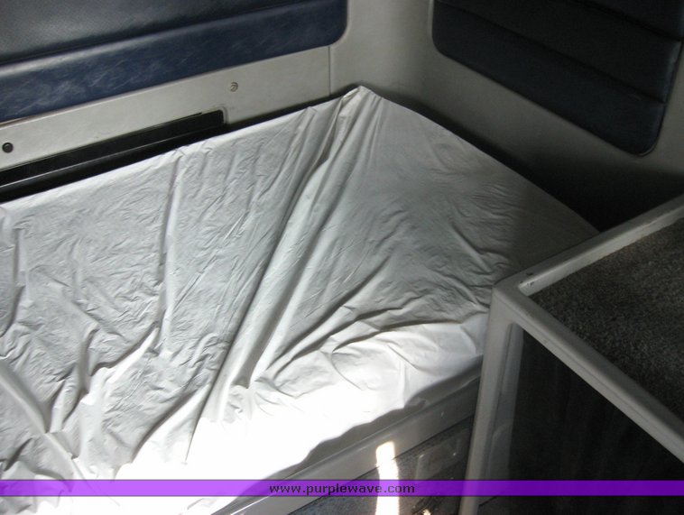 image for item 3969 1998 Freightliner Conventional FLC120 semi tractor