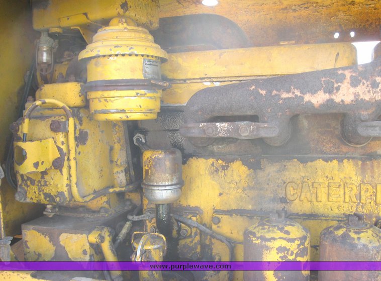 image for item 3978 1955 Caterpillar 12T motor grader