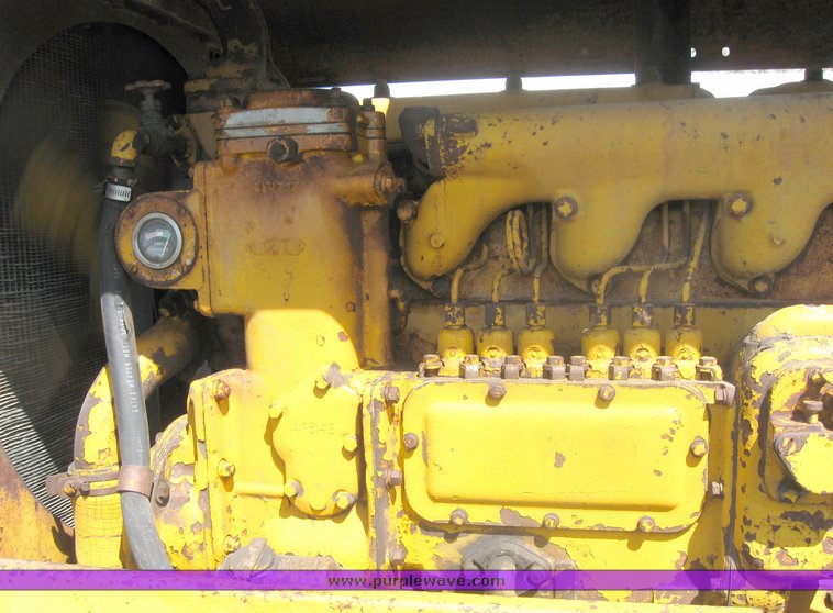 image for item 3978 1955 Caterpillar 12T motor grader