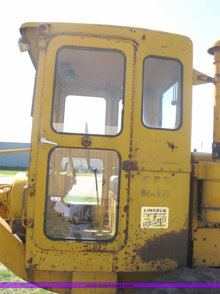image for item 3978 1955 Caterpillar 12T motor grader
