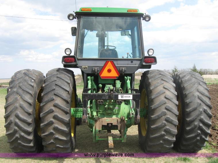 image for item 3980 John Deere 4640 tractor