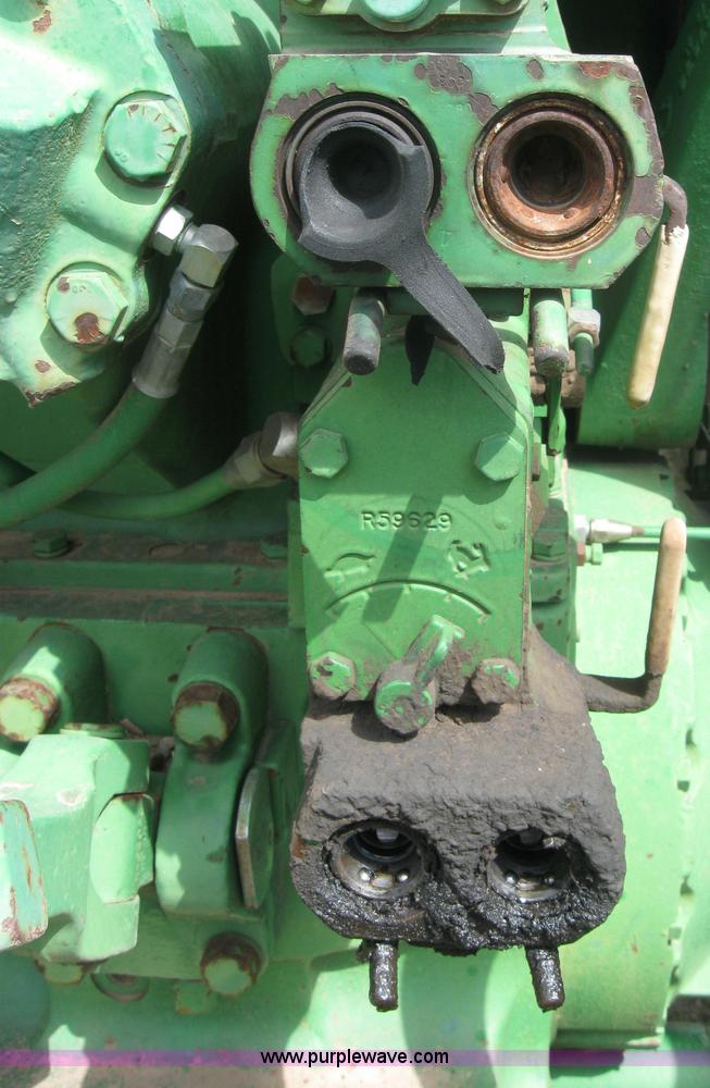 image for item 3980 John Deere 4640 tractor