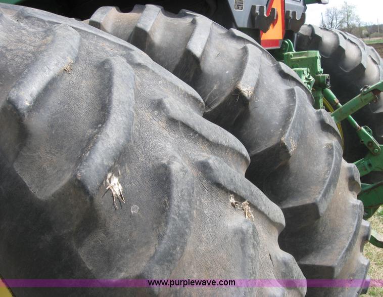 image for item 3980 John Deere 4640 tractor