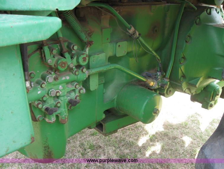 image for item 3980 John Deere 4640 tractor