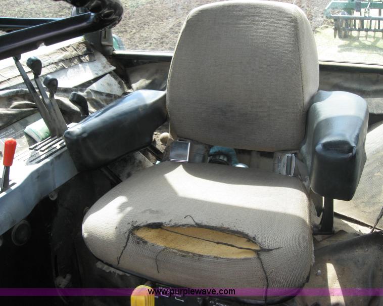 image for item 3980 John Deere 4640 tractor