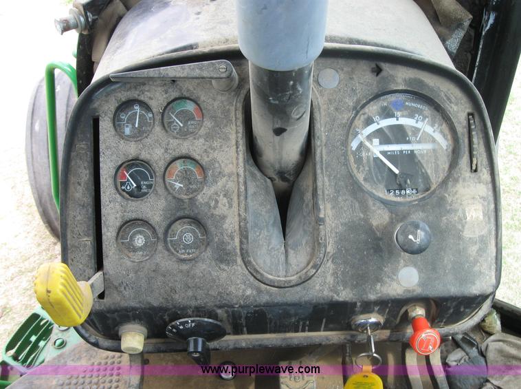 image for item 3980 John Deere 4640 tractor