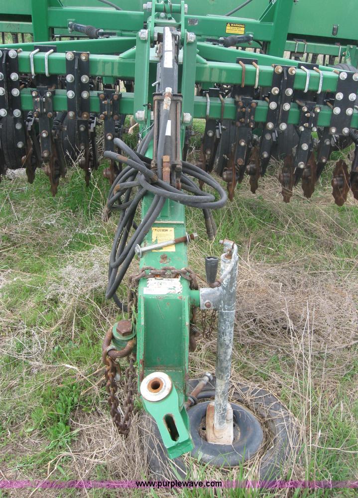 image for item 3983 Great Plains solid stand no-till double-disk drill