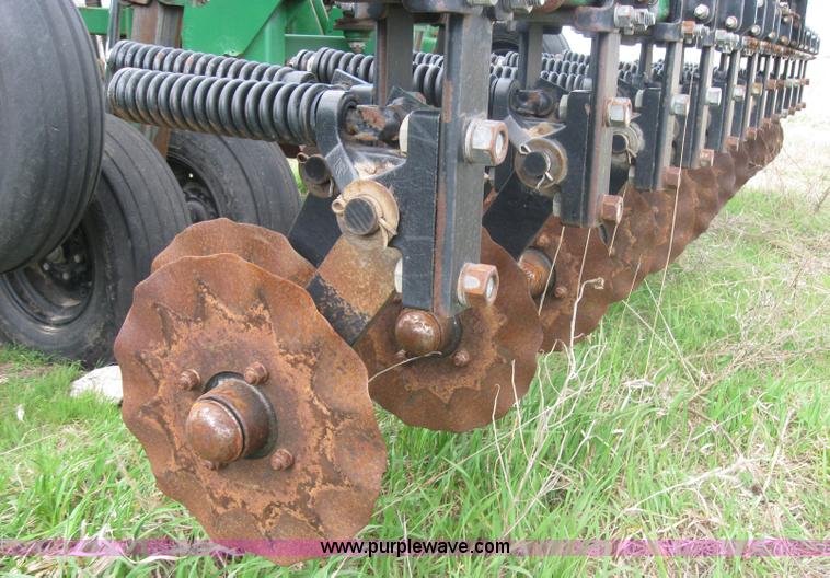image for item 3983 Great Plains solid stand no-till double-disk drill