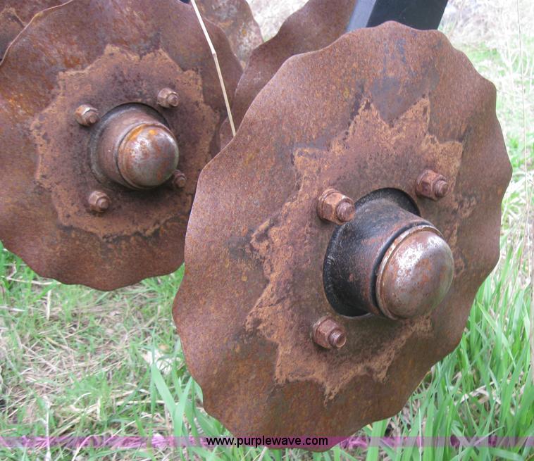 image for item 3983 Great Plains solid stand no-till double-disk drill