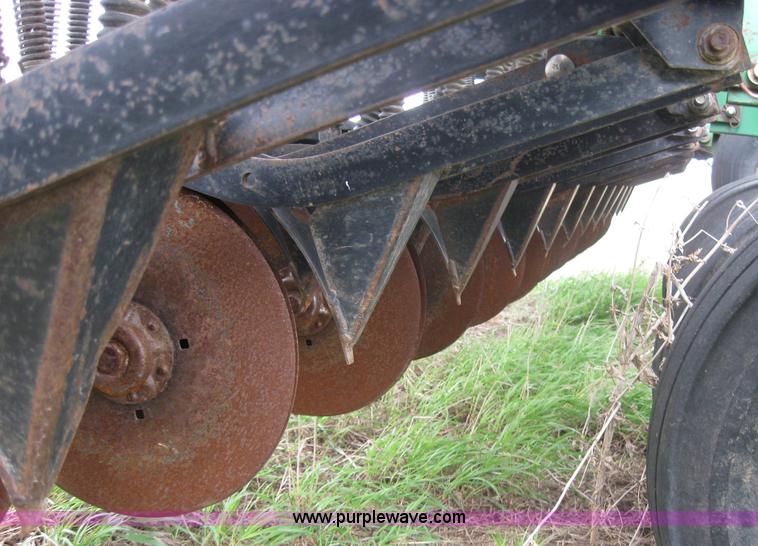 image for item 3983 Great Plains solid stand no-till double-disk drill