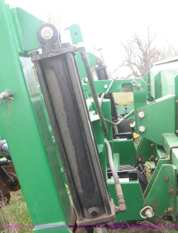 image for item 3983 Great Plains solid stand no-till double-disk drill