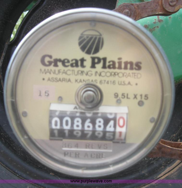 image for item 3983 Great Plains solid stand no-till double-disk drill