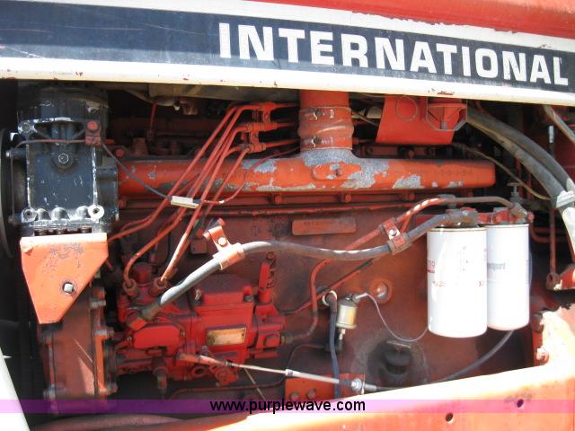 image for item 4003 International Harvester 1086 tractor