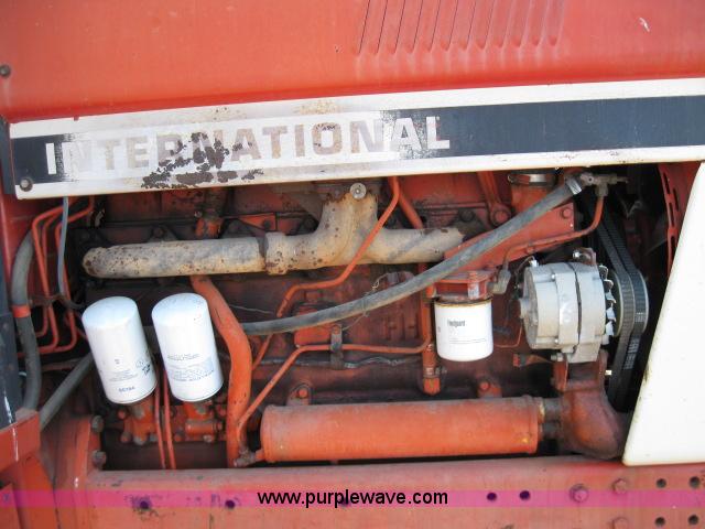 image for item 4003 International Harvester 1086 tractor