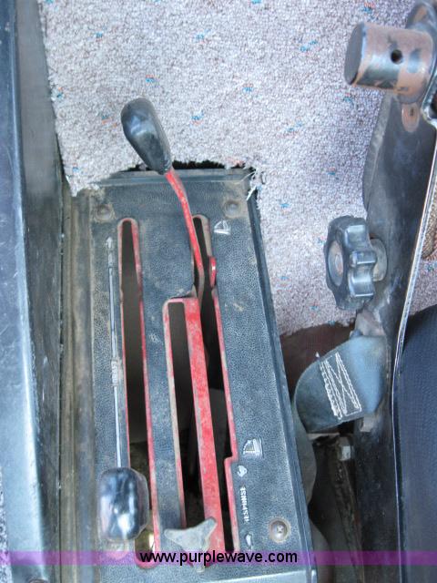 image for item 4003 International Harvester 1086 tractor