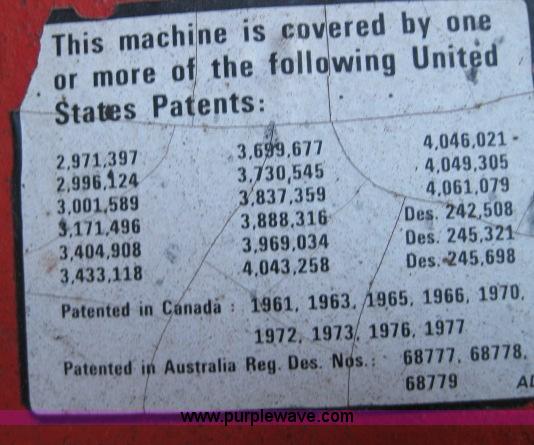 image for item 4003 International Harvester 1086 tractor