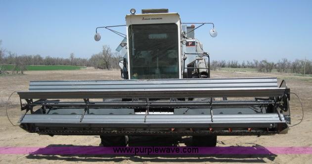 image for item 4005 1976 Allis Chalmers Gleaner F combine