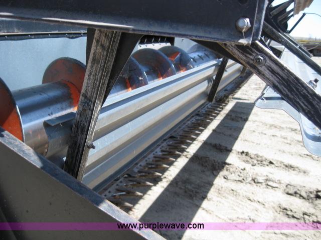 image for item 4005 1976 Allis Chalmers Gleaner F combine