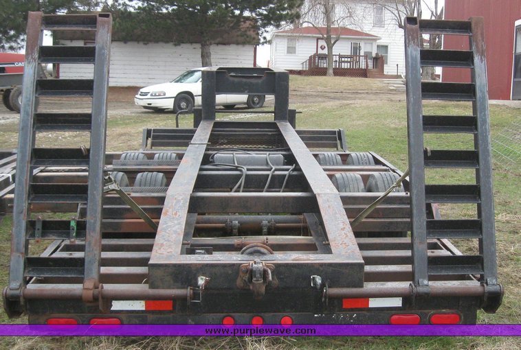 image for item 6064 1994 Trailtech CT220 29' combine trailer